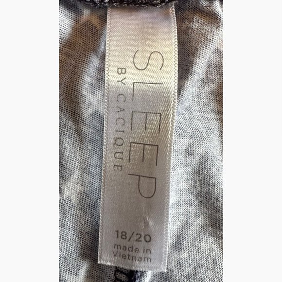 Cacique 2 piece pajama set. - Picture 5 of 6